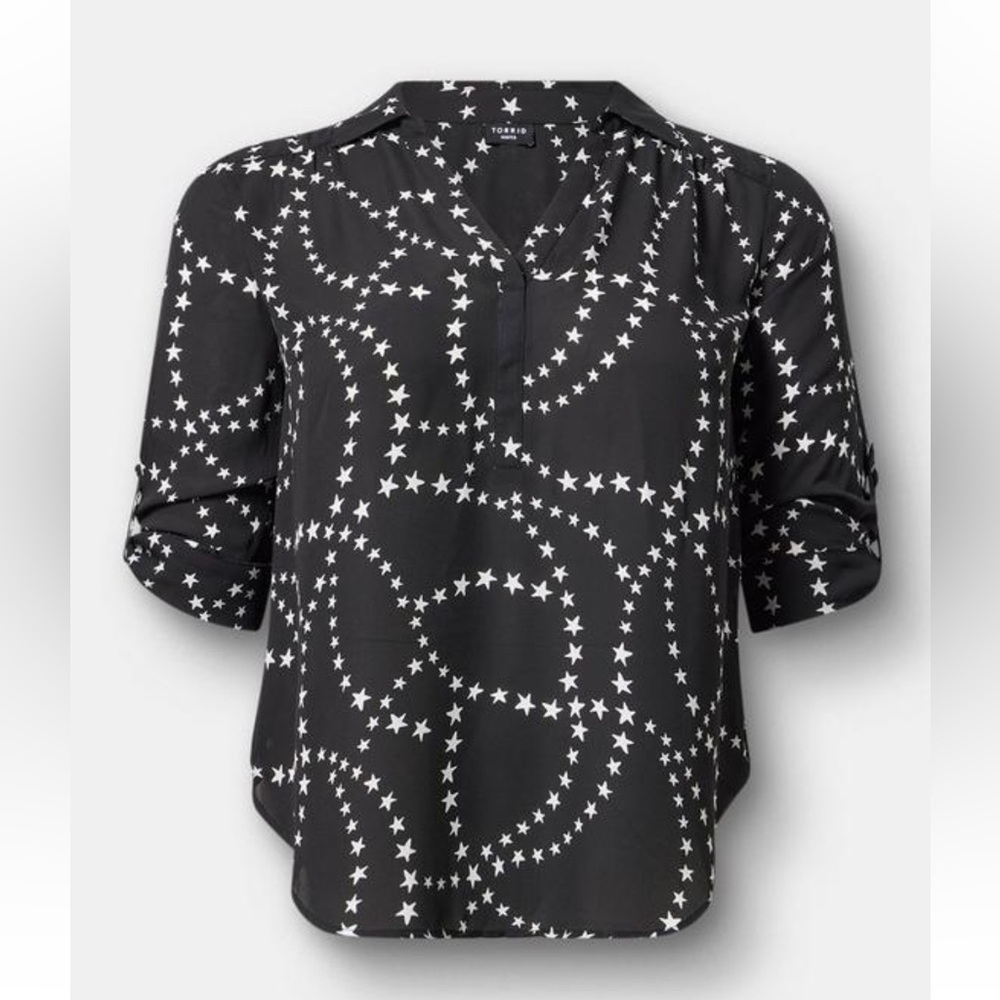 Torrid Black and White Star Pattern Blouse - Picture 3 of 6